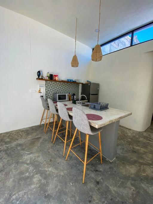 メリダ Modern Casa With Pool 7 Mins From Centro 5Min La Plancha Parkヴィラ エクステリア 写真