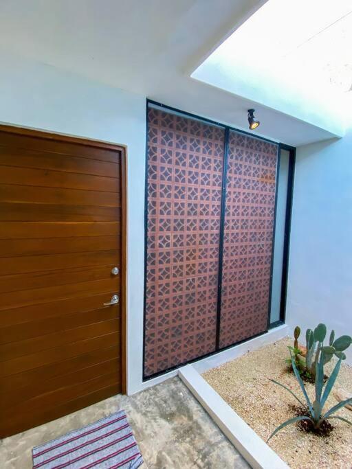メリダ Modern Casa With Pool 7 Mins From Centro 5Min La Plancha Parkヴィラ エクステリア 写真